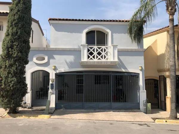 Casa en venta en Cerradas de Cumbres, Monterrey, Nuevo León