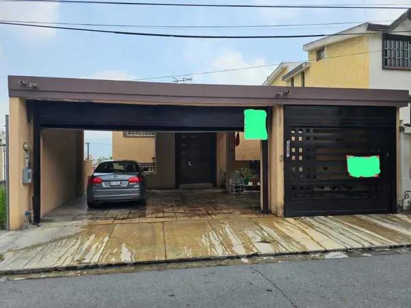 Casa en venta en Las Cumbres, Monterrey, Nuevo León