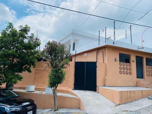 Casa en venta en Del Valle Oriente, San Pedro Garza García, Nuevo León