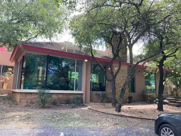 Casa en venta en Los Cristales, Monterrey, Nuevo León