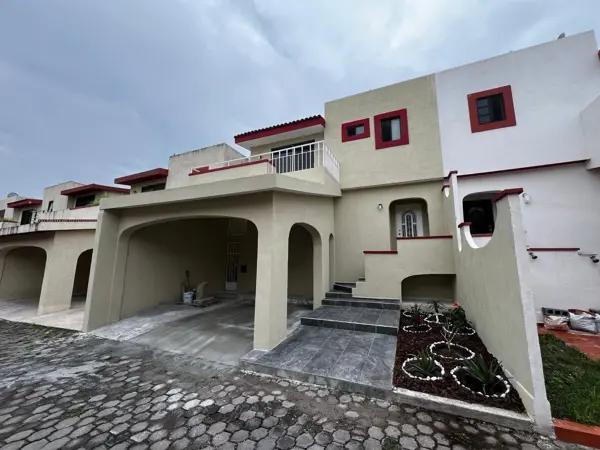 Casa en venta en Las Cumbres, Monterrey, Nuevo León