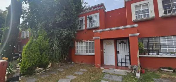 Casa en venta en Rinconada de los Sauces, Tarímbaro, Michoacán de Ocampo