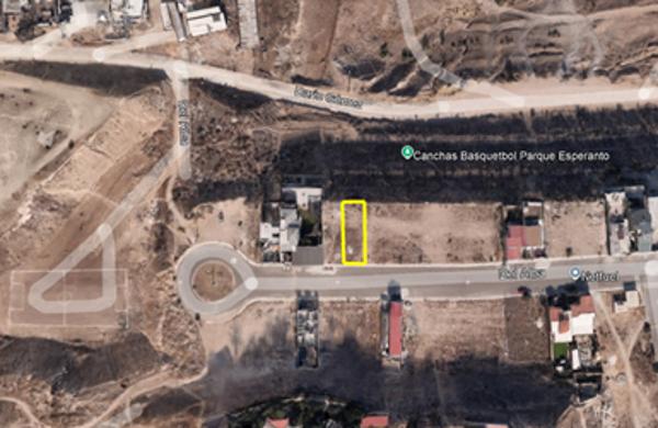 Terreno en venta en Lomas de la Presa, Tijuana, Baja California