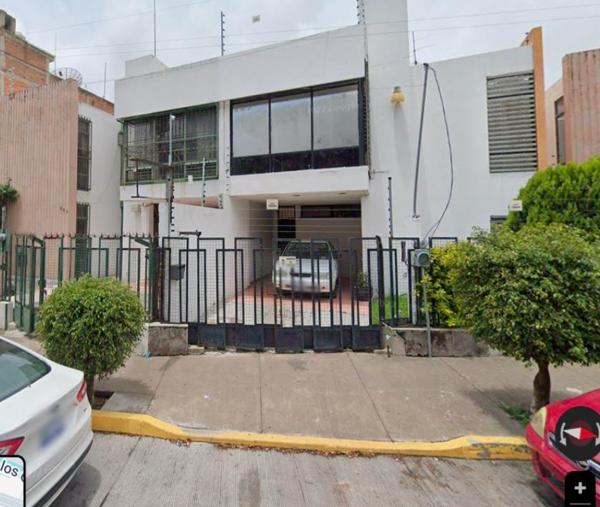 Casa en venta en Francisco Lozornio, León, Guanajuato