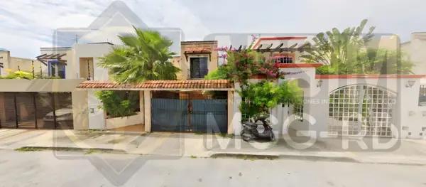 Casa en venta en Santa Fe del Carmen, Solidaridad, Quintana Roo