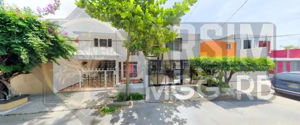 Casa en venta en Jardines del Nilo, Guadalajara, Jalisco