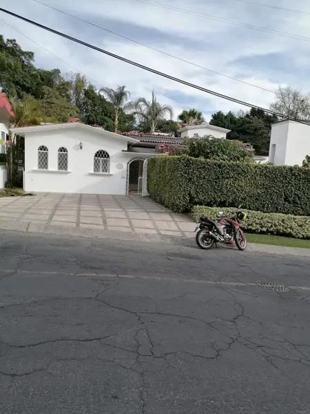 Casa en renta en Lomas de Cocoyoc, Atlatlahucan, Morelos