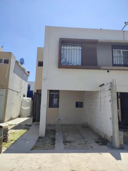 Casa en venta en Fuentes de Castilla, Salinas Victoria, Nuevo León
