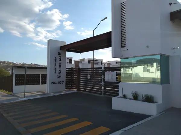 Casa en venta en Colinas del Santuario, Corregidora, Querétaro