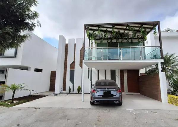 Casa en renta en Lomas de Angelópolis II, San Andrés Cholula, Puebla