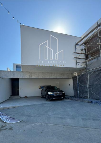 Casa en venta en Altares Residencial, Santiago, Nuevo León