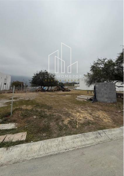 Terreno en venta en El Ranchito, Santiago, Nuevo León