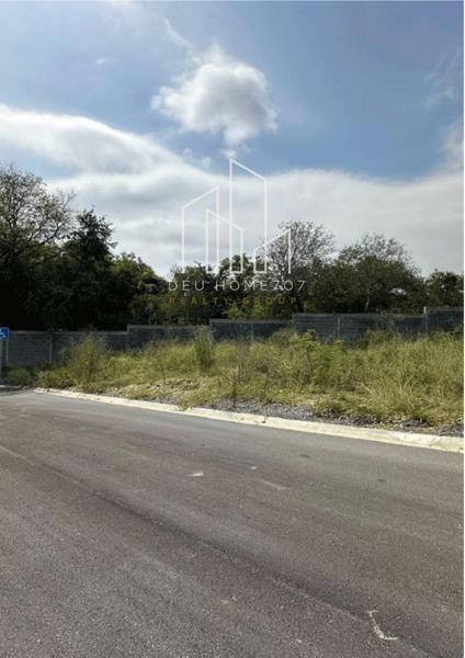 Terreno en venta en El Barrial, Santiago, Nuevo León