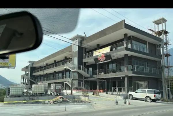 Local en renta en Residencial la Lágrima, Monterrey, Nuevo León