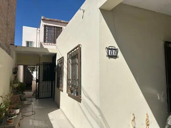 Casa en venta en FOVISSSTE Nueva California, Torreón, Coahuila de Zaragoza