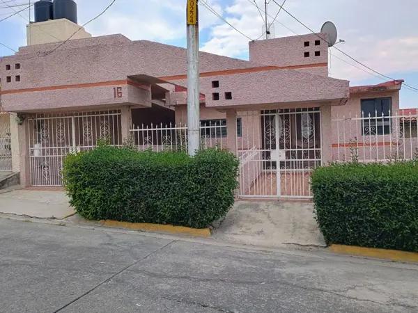 Casa en venta en Lomas de San Mateo, Naucalpan de Juárez, México