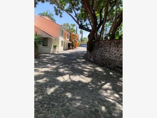 Terreno en venta en Acapatzingo, Cuernavaca, Morelos