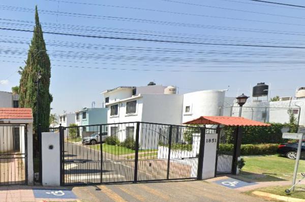 Casa en venta en Los Olivos de Tlaquepaque, San Pedro Tlaquepaque, Jalisco