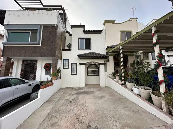 Casa en renta en Jardines de Agua Caliente, Tijuana, Baja California