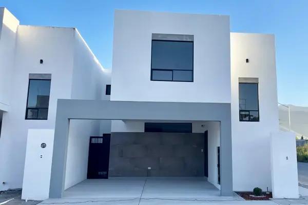 Casa en venta en Real del Sol, Saltillo, Coahuila de Zaragoza