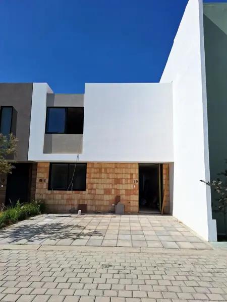 Casa en venta en San Bernardino Tlaxcalancingo, San Andrés Cholula, Puebla