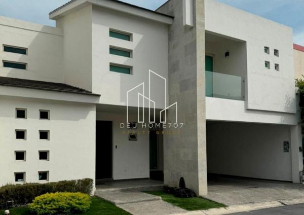 Casa en venta en Privada la Herradura, Monterrey, Nuevo León