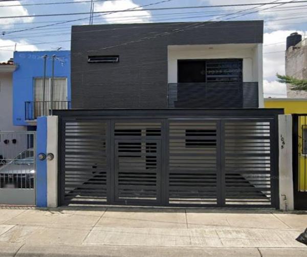 Casa en venta en Los Arrayanes, Guadalajara, Jalisco
