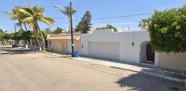 Casa en venta en Jardines de San Agustin, San Pedro Garza García, Nuevo León