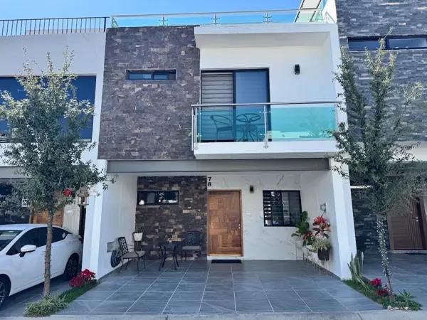 Casa en venta en Haciendas Del Valle, Zapopan, Jalisco