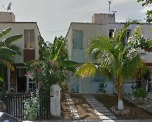 Casa en venta en La Guadalupana, Solidaridad, Quintana Roo
