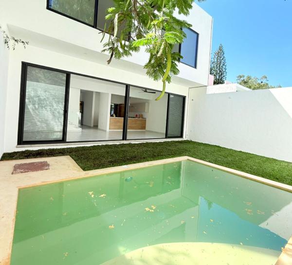 Casa en venta en Las Fincas, Jiutepec, Morelos