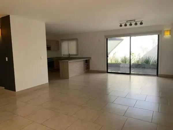 Casa en venta y renta en Residencial el Refugio, Querétaro, Querétaro
