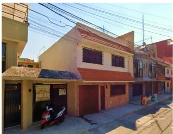 Casa en venta en Metropolitana Tercera Sección, Nezahualcóyotl, México