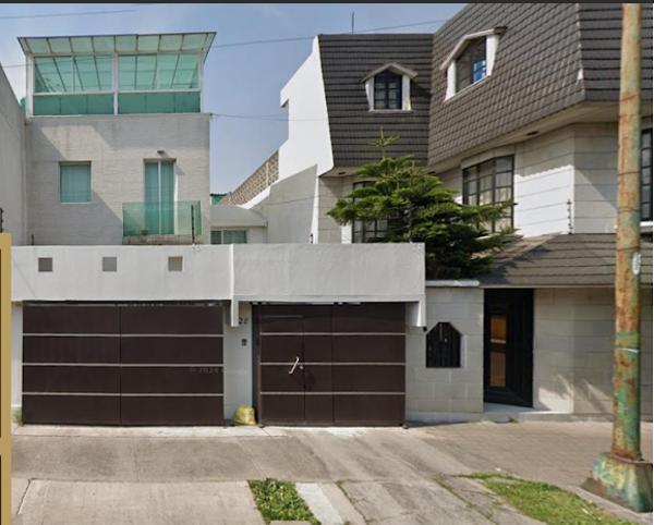 Casa en venta en Santa María Malinalco, Azcapotzalco, Ciudad de México