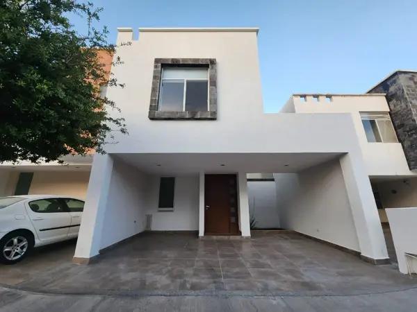 Casa en venta en Danubio Azul, León, Guanajuato
