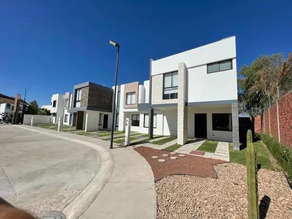 Casa en venta en Centro, San Juan del Río, Querétaro