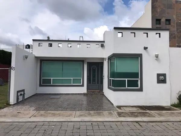 Casa en renta en Plazuelas de San Bernardino, San Andrés Cholula, Puebla