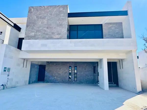 Casa en venta en El Cardenchal, Torreón, Coahuila de Zaragoza Casa en venta en El Cardenchal, Torreón, Coahuila de Zaragoza