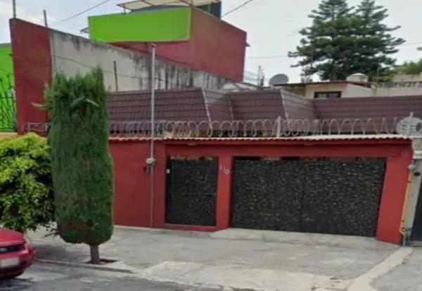 Casa en venta en Claveria, Azcapotzalco, Ciudad de México
