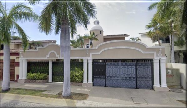 Casa en venta en Marina Vallarta, Puerto Vallarta, Jalisco
