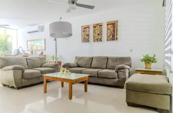 PRECIOSA Y AMPLIA CASA, SÚPER UBICADA EN PUERTO VALLARTA, A UNOS PASOS DE LA PLAYA!!! -NO CREDITOS