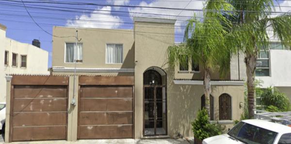 Casa en venta en Jardines de Casa Blanca, San Nicolás de los Garza, Nuevo León
