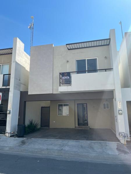 Casa en venta en Almería, Apodaca, Nuevo León