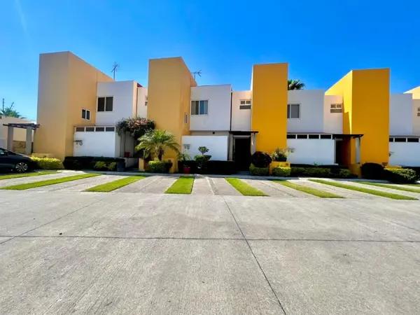 Casa en venta en Oacalco, Yautepec, Morelos