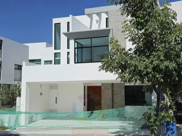 Casa en venta en Lomas de Angelópolis, San Andrés Cholula, Puebla