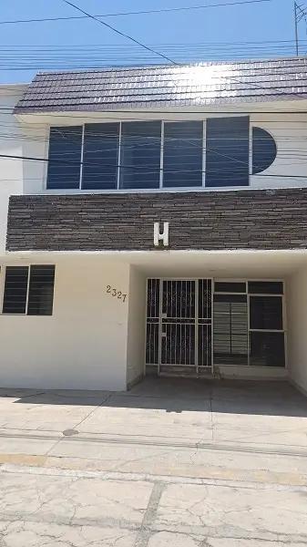 Casa en venta en Las Cuartillas, Puebla, Puebla