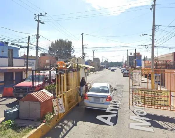 Casa en venta en Los Héroes Ecatepec Sección III, Ecatepec de Morelos, México