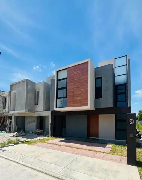 Casa en Venta en Real de Palmas con Recámara en Planta Baja, Tabasco