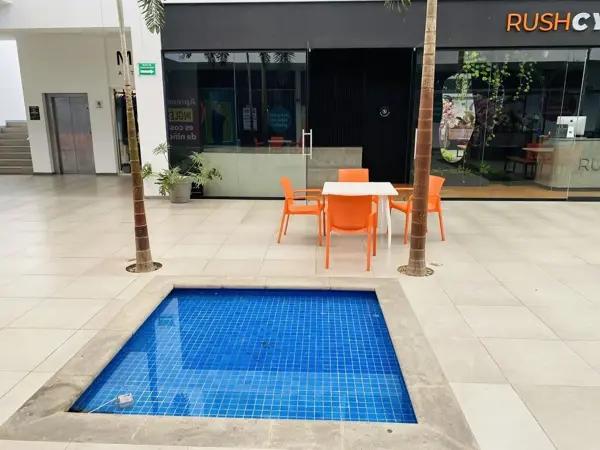 LOCAL COMERCIAL EN PLAZA LAGUNA SHOP