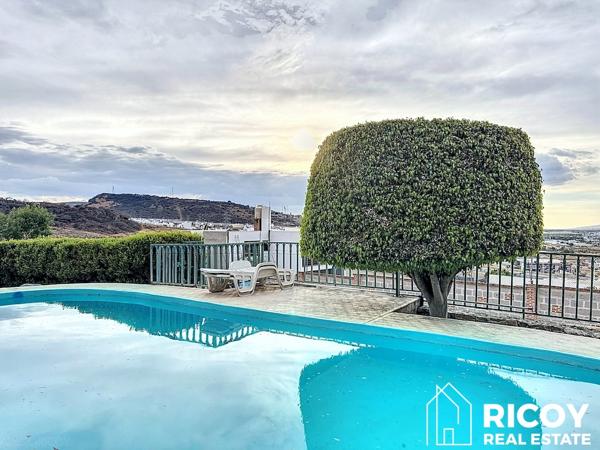Casa de un piso y con alberca en Corregidora